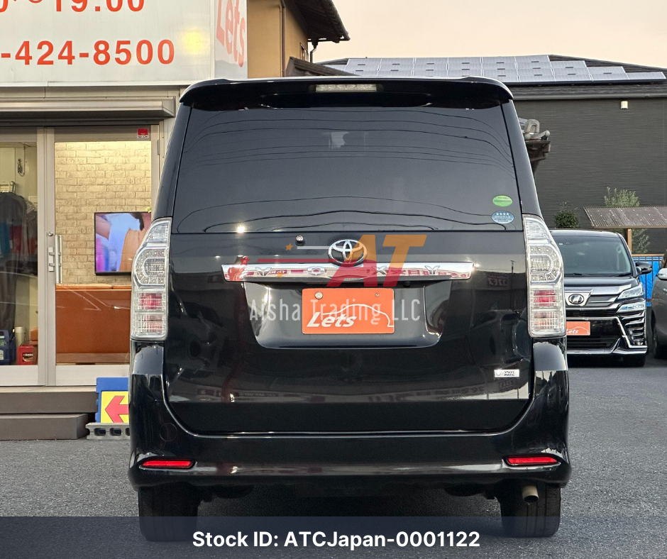 2014 Toyota Voxy ZS